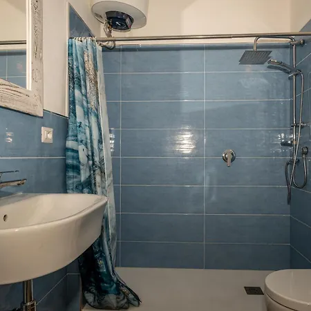 - Appusentu Apartment