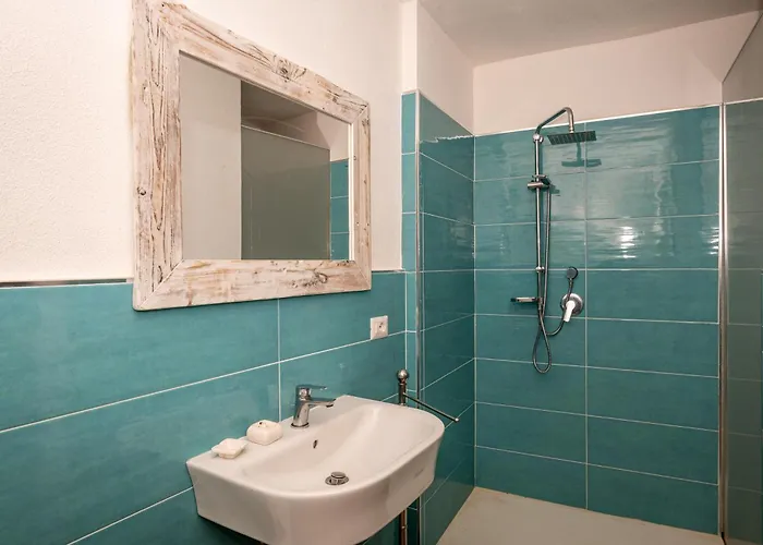 - Appusentu アパート