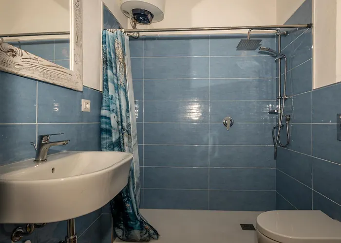 - Appusentu アパート